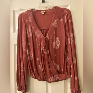 Mossimo Women’s L Blouse